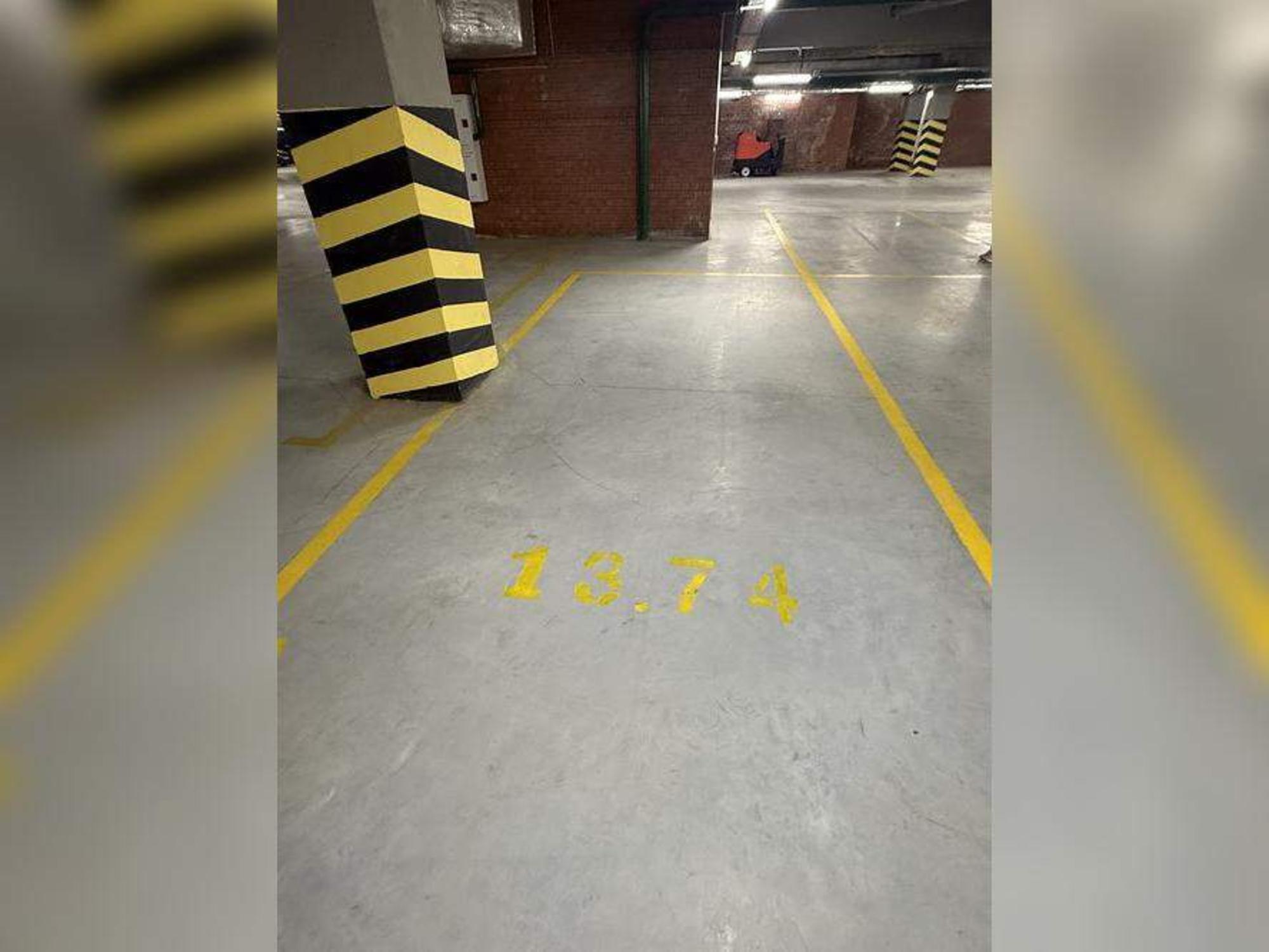 Купить гараж, место в паркинге за 252 000 рублей на Мелик-Карамова улица, д.4