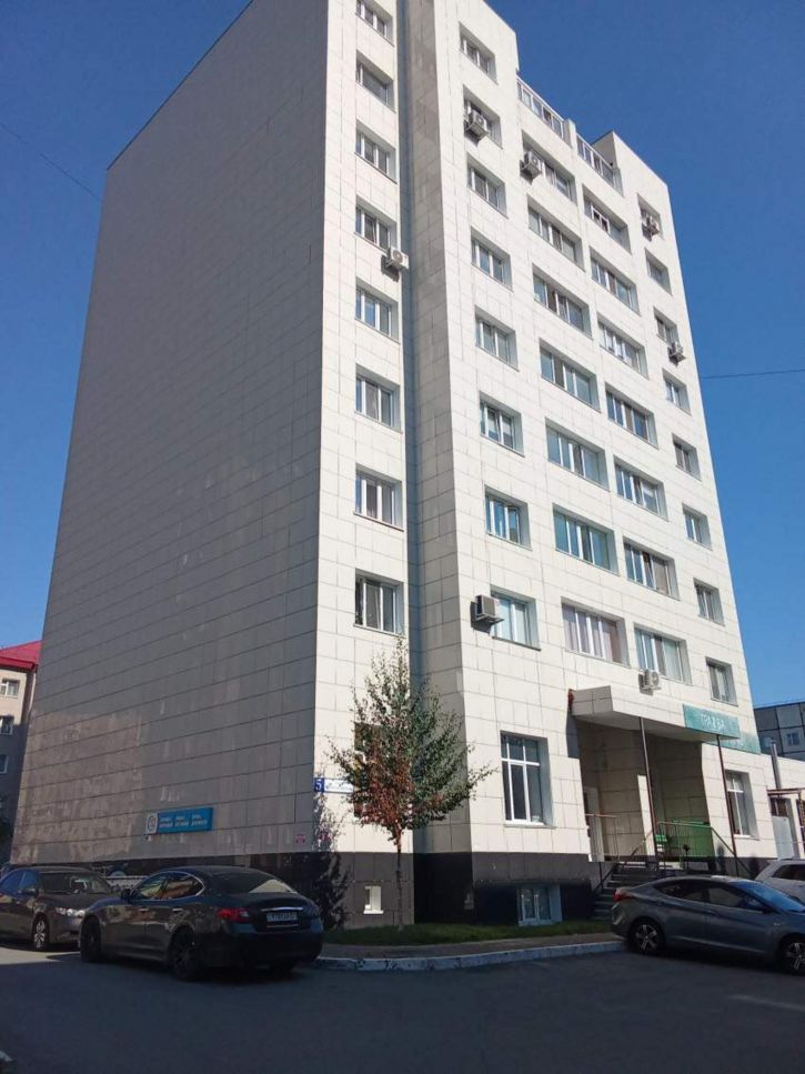 3-комн квартира Генерала Иванова улица, д.5
